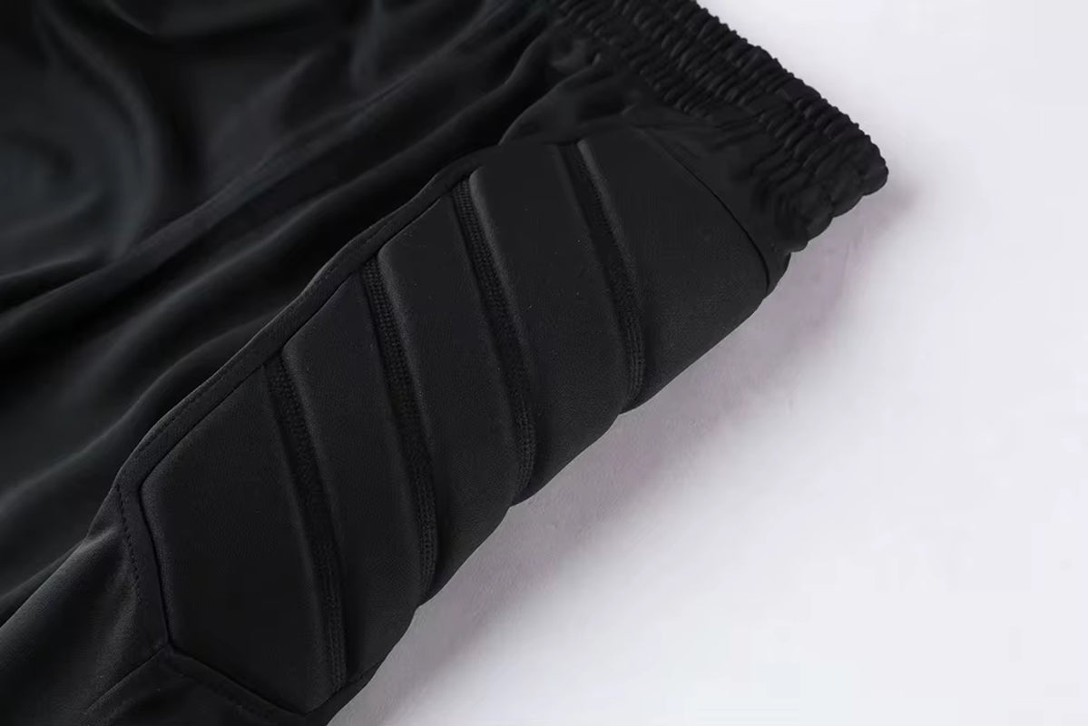 Professional Soccer Goalkeeper Shorts Men Safety Hip Pad Soccer Shorts Athletic Soccer Training Goalkeeper Shorts Skateboard