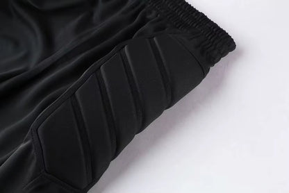 Professional Soccer Goalkeeper Shorts Men Safety Hip Pad Soccer Shorts Athletic Soccer Training Goalkeeper Shorts Skateboard